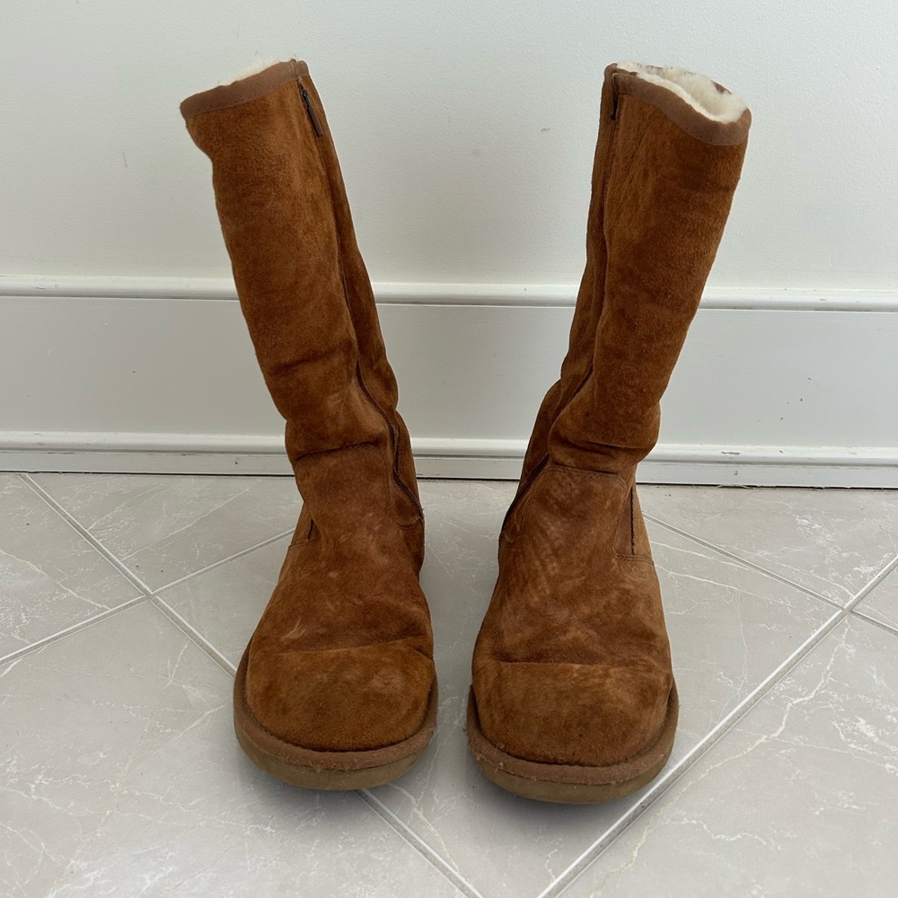 Classic Tall UGG Boots- size 7
